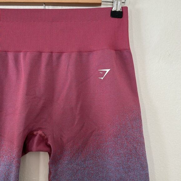 GYMSHARK ADAPT OMBRE SEAMLESS BIKERS SHORTS EUC - Picture 3 of 4